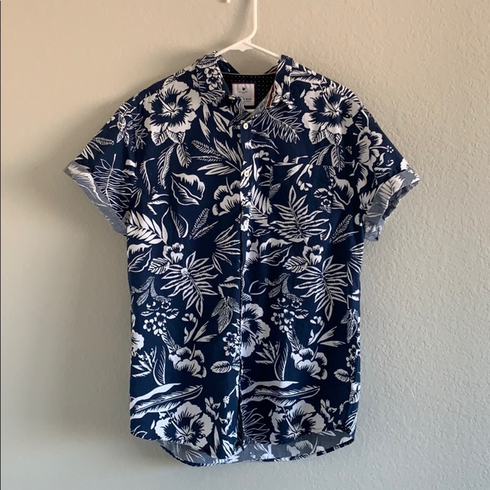 Men’s Casual Floral Button Down Short Sleeve Shirt